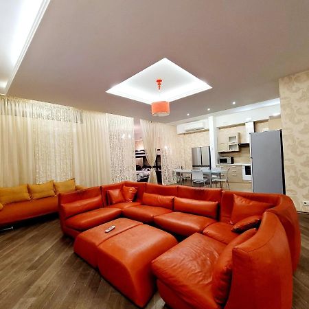 Arcadia Apartments Odessa Buitenkant foto