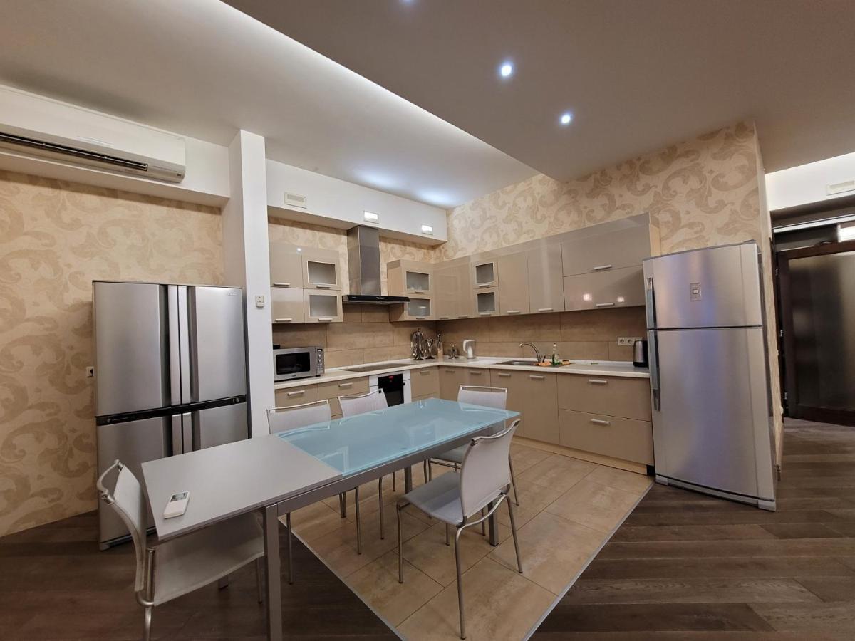 Arcadia Apartments Odessa Buitenkant foto